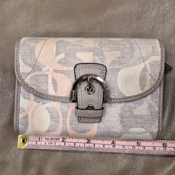 GUC Coach canvas and leather wallet - Picture 8 of 10